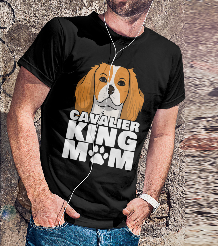 Cavalier King Charles Spaniel King Mom Paw T-Shirt