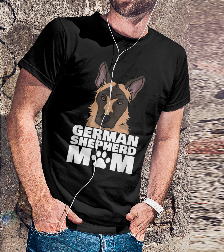 German Shepherd Mom Dog Paw Illustration With GSD T-Shirt