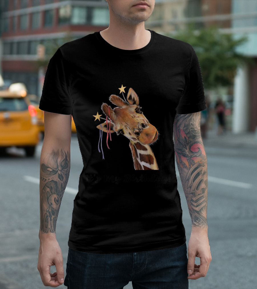 Festive Giraffe with Stars It's My Birthday T-Shirt