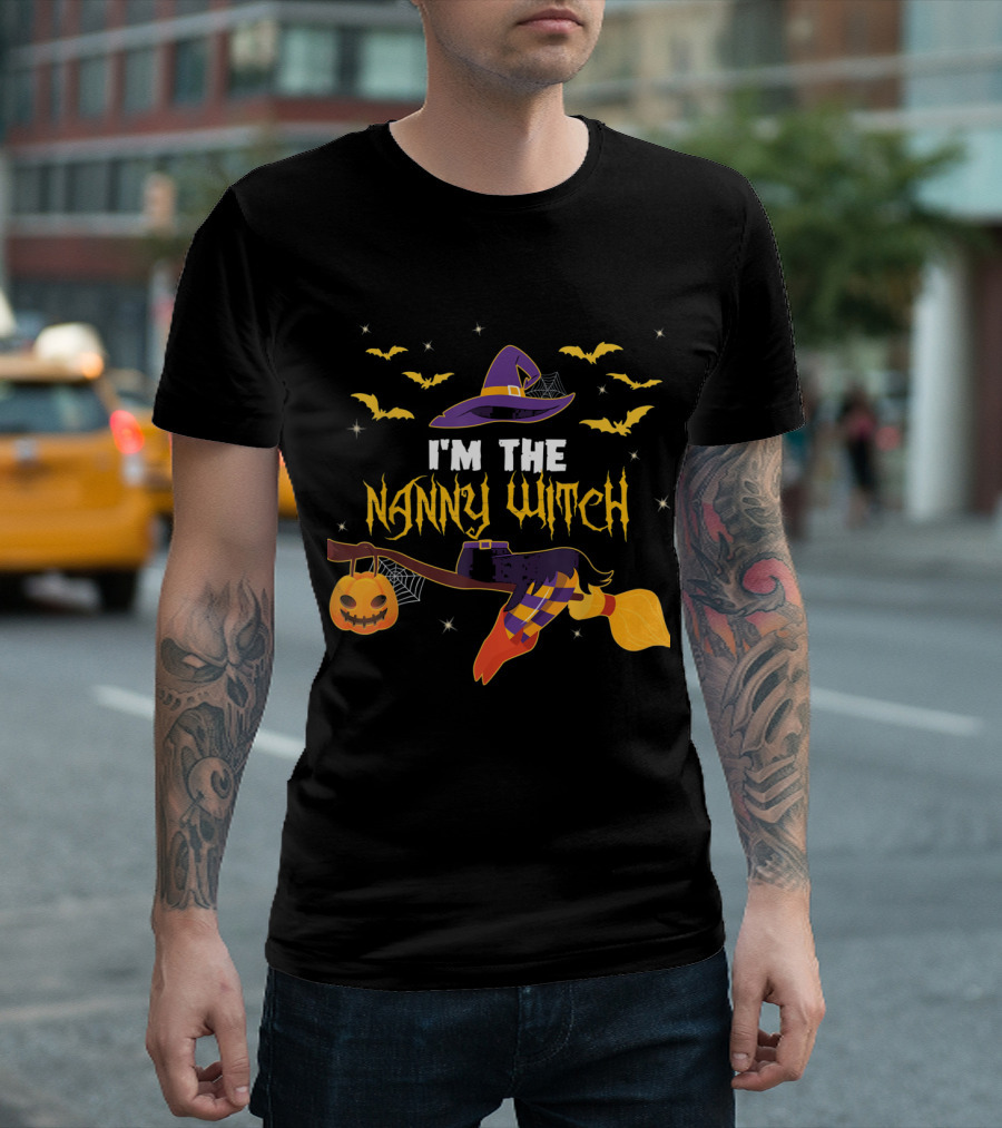 I'm The Nanny Witch Halloween Pumpkin Broom Hat And Bats T-Shirt