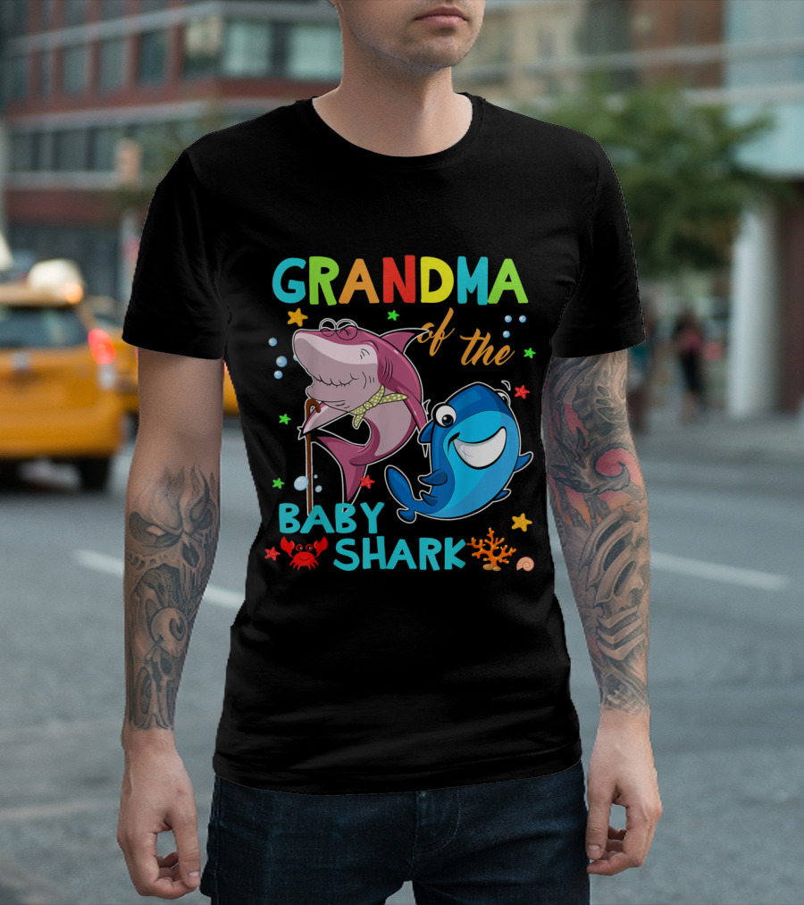 GRANDMA Of The BABY SHARK T-Shirt