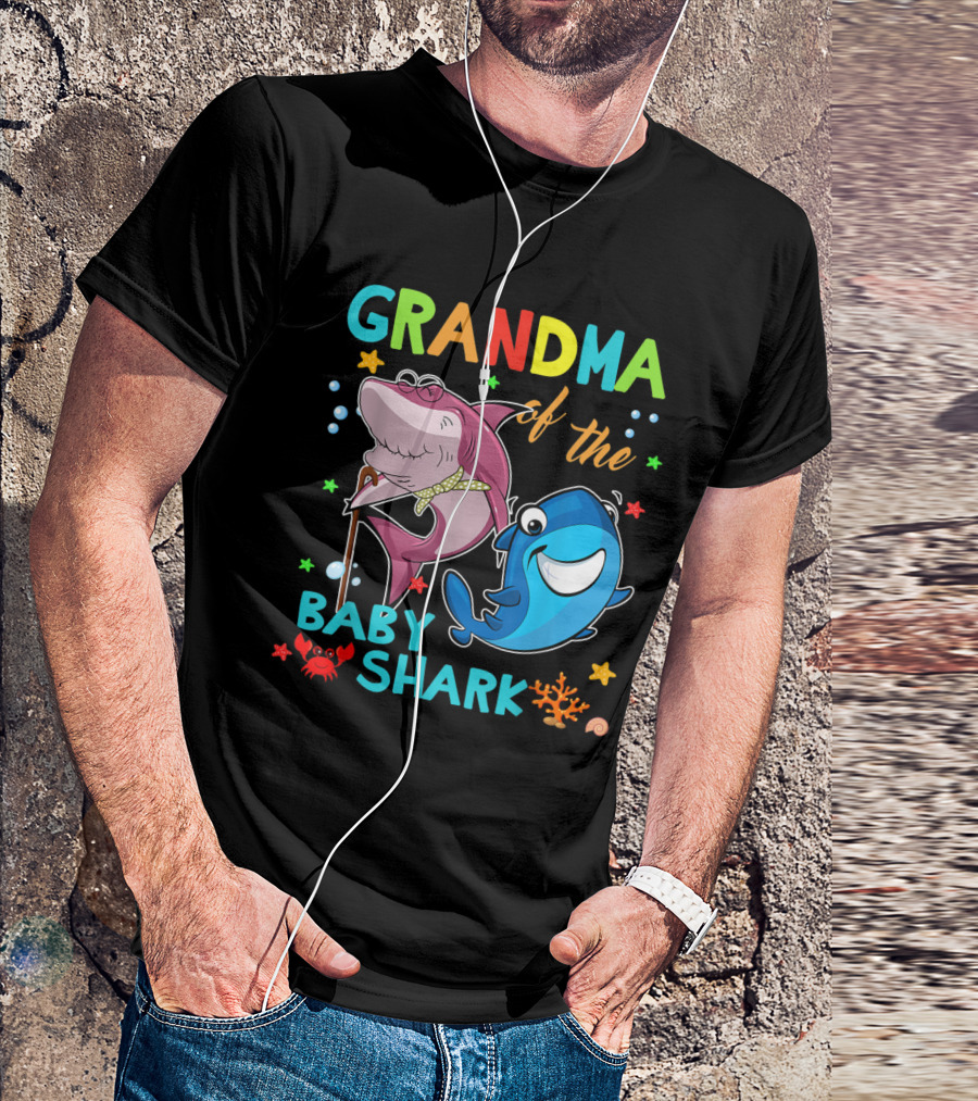 GRANDMA Of The BABY SHARK T-Shirt