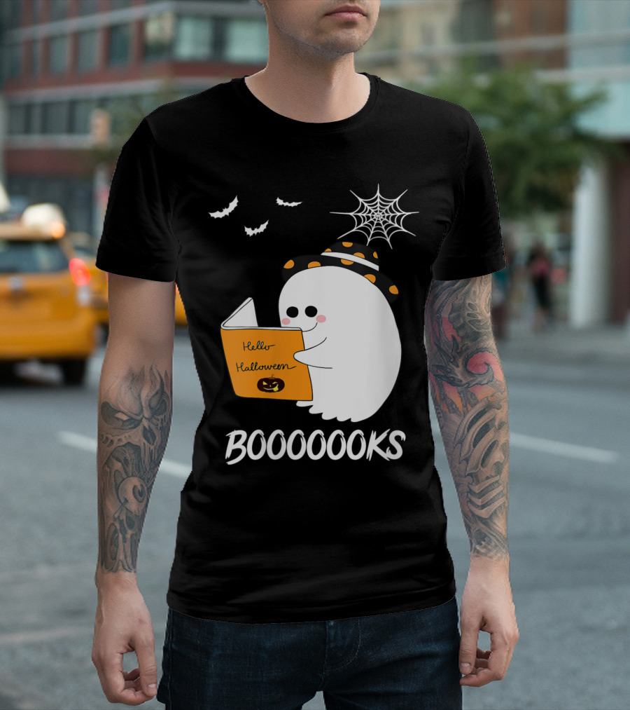 Booooooks Boo Ghost Reads Hello Halloween Book with Spiderweb and Bats T-Shirt