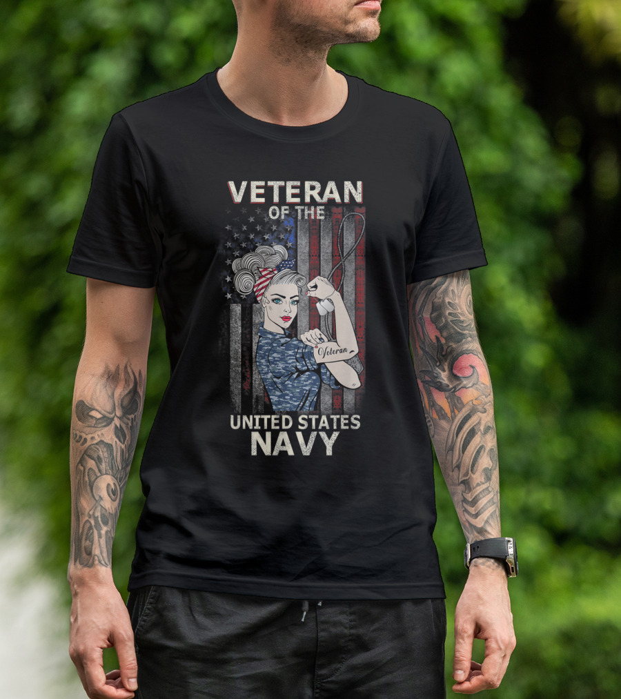 Veteran Of The United States Navy Women Strong America Icon Flag T-Shirt