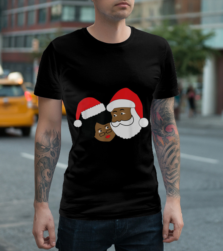 Black Santa Claus And Mrs. Claus Ethnic Christmas T-Shirt