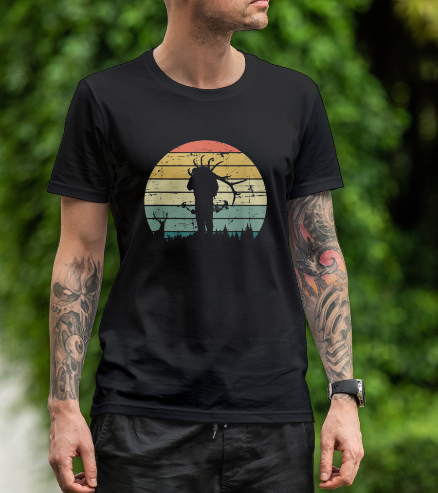 Vintage Archery Bow Hunting Retro Sunset Deer T-Shirt
