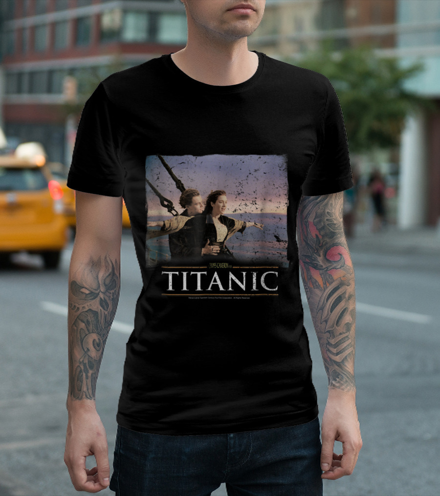 James Cameron Titanic Vintage King Of The World Movie Scene T-Shirt