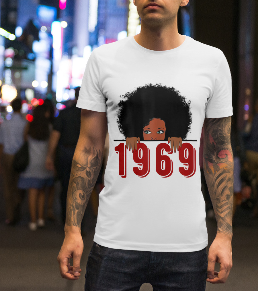 Black Queen 1969 50th Awesome Birthday T-Shirt