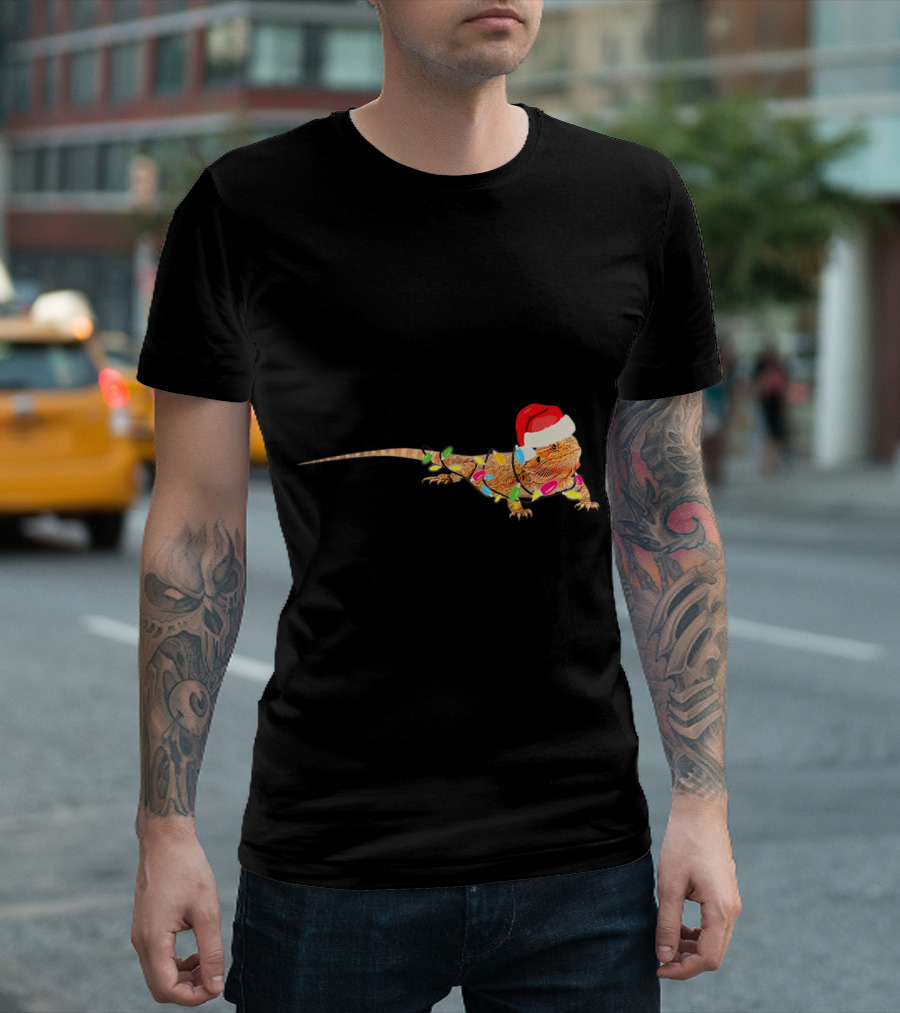Christmas Funny Bearded Dragon In Santa Hat With Holiday Lights T-Shirt
