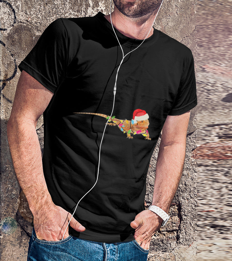 Christmas Funny Bearded Dragon In Santa Hat With Holiday Lights T-Shirt