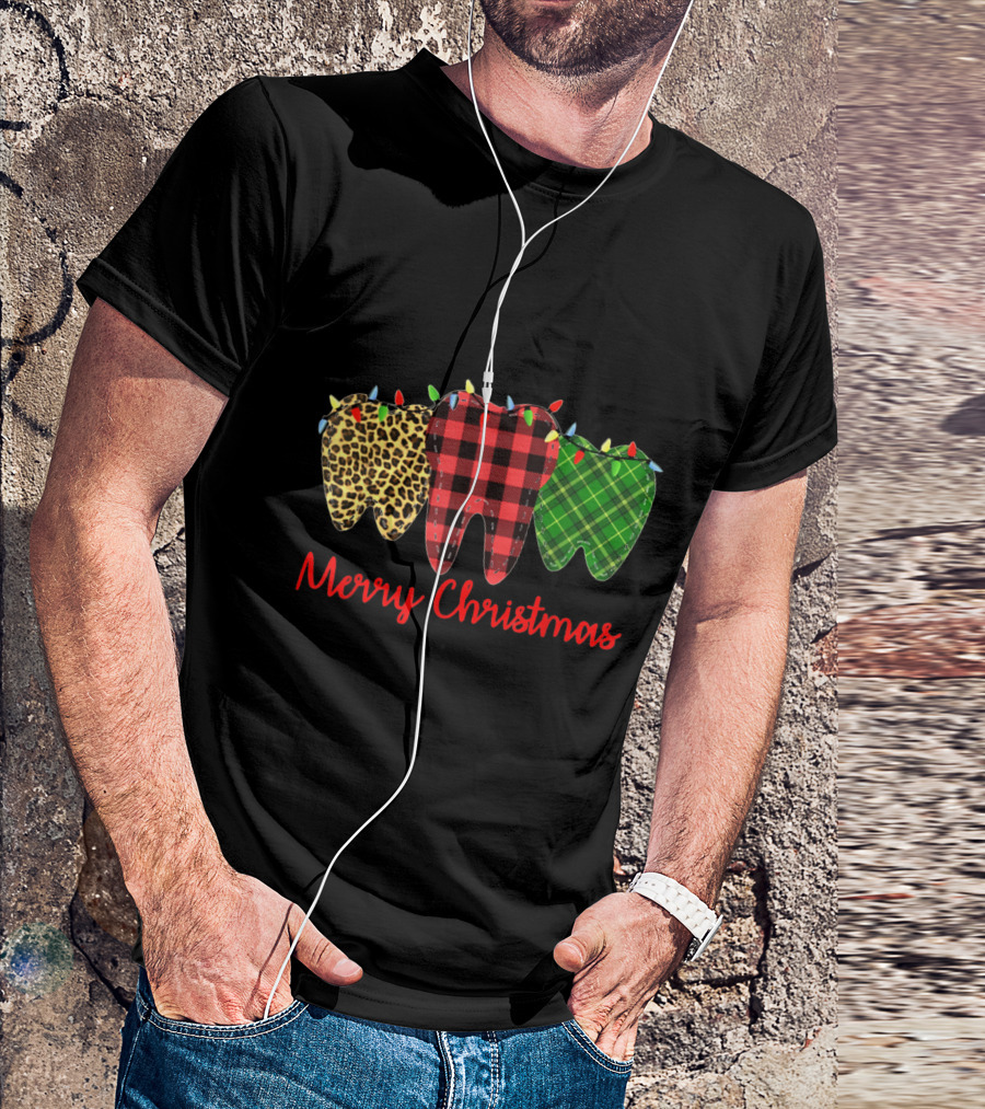 Merry Christmas Dental Assistant Tooth Plaid Leopard Xmas Lights T-Shirt