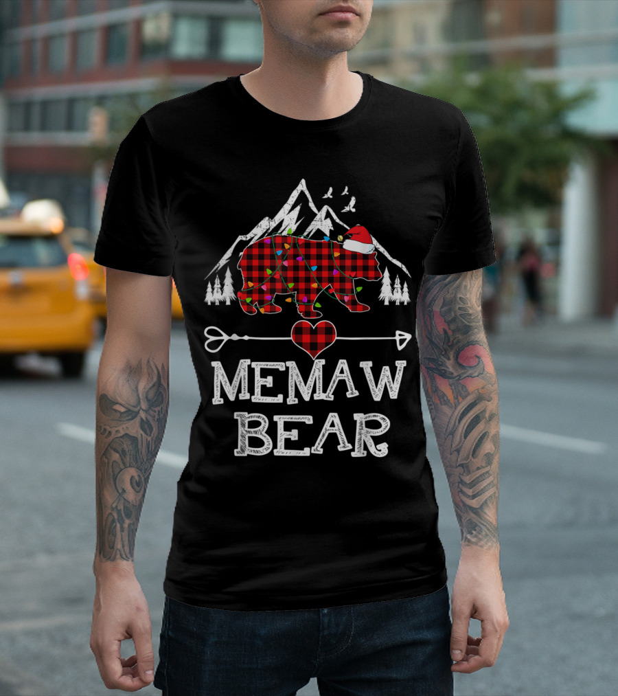 Memaw Bear Christmas Red Plaid Buffalo Family Santa Hat Mountains Trees T-Shirt