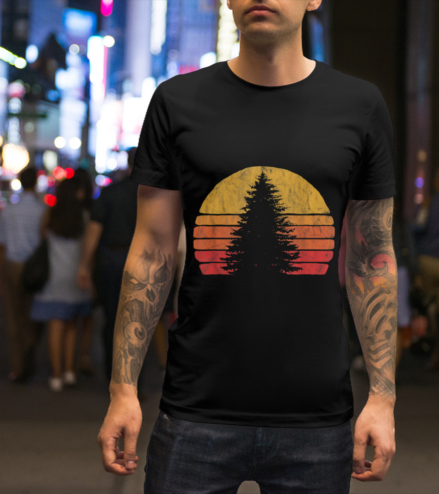 Solitary Pine Tree Sun Vintage Outdoor Sunset Retro T-Shirt