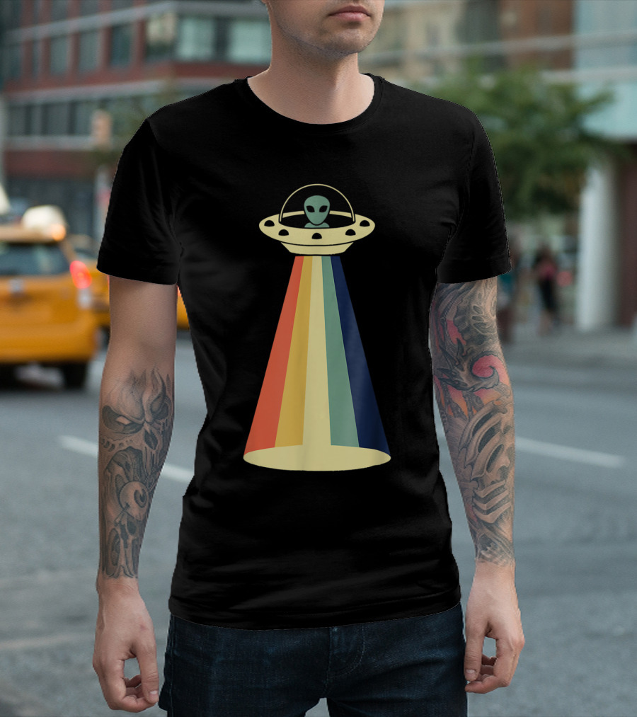 Vintage Alien UFO Rainbow Beam T-Shirt
