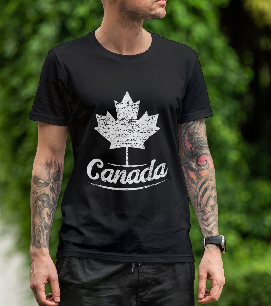 Vintage Canada Maple Leaf Canadian Flag T-Shirt