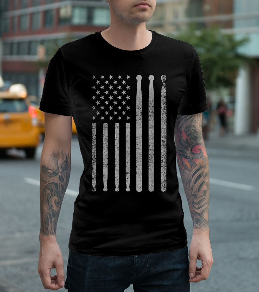 Vintage American Flag Drumsticks Drummer USA T-Shirt
