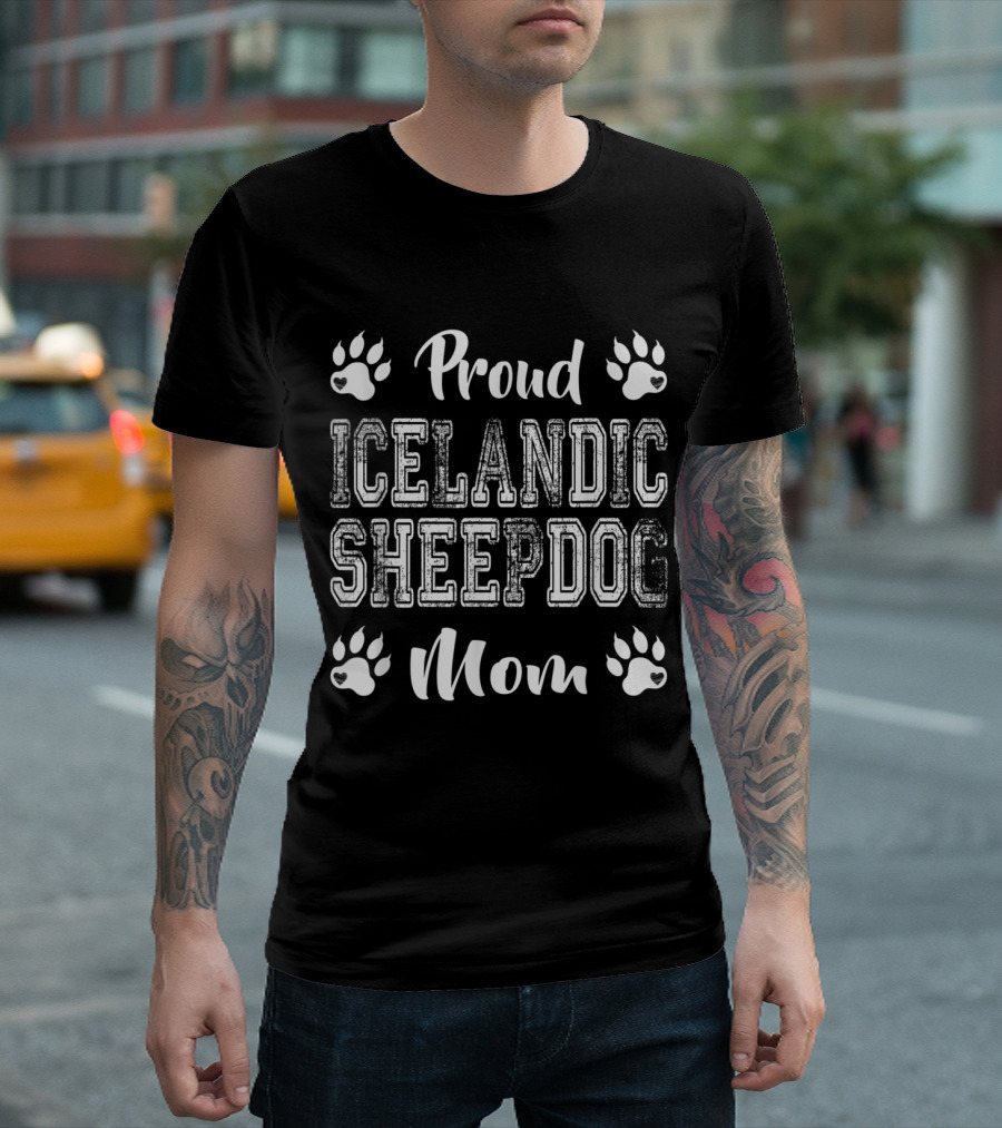 Proud Icelandic Sheepdog Mom Paw Lovers Family T-Shirt