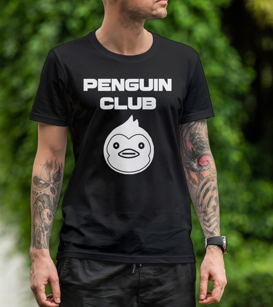 PENGUIN CLUB Cartoon Emblem With Cute Penguin Face T-Shirt