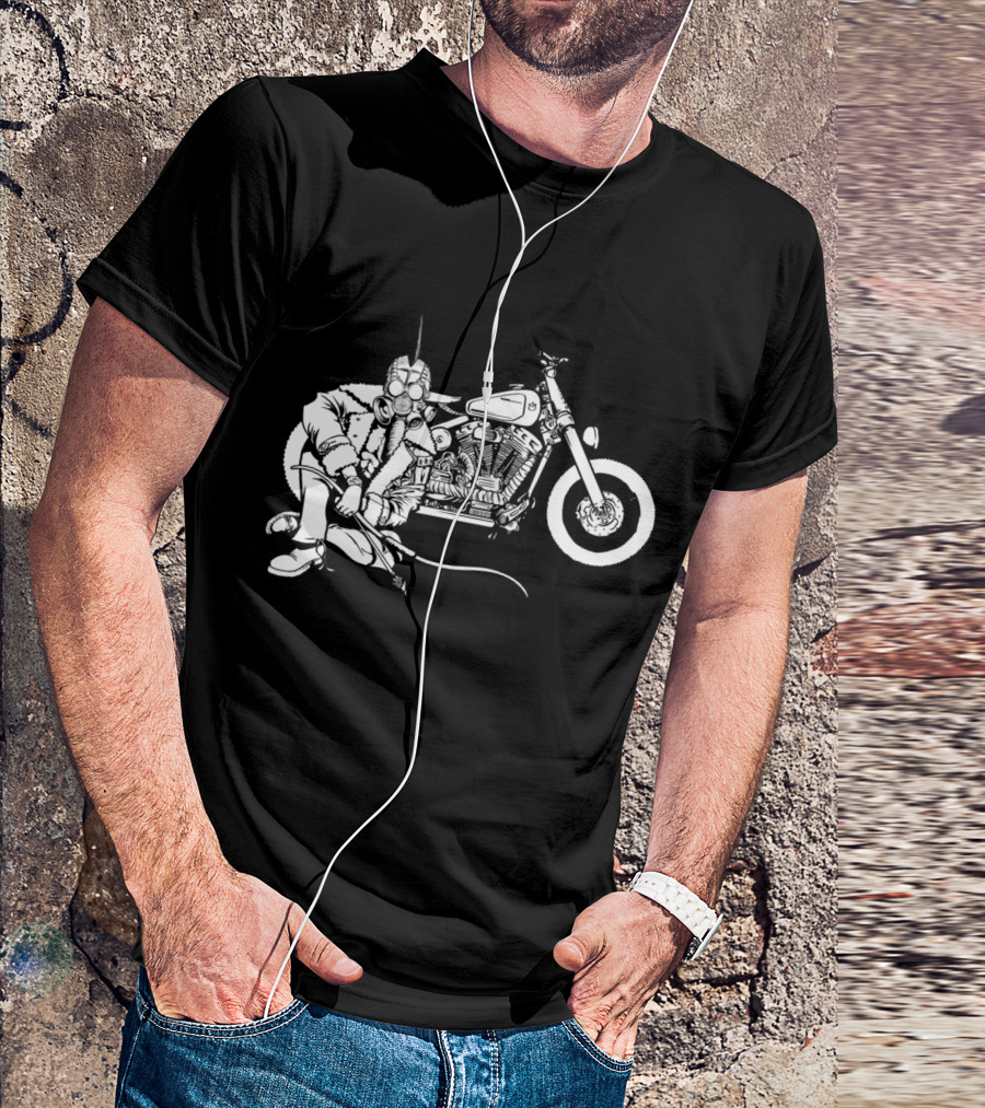 Pestilence White Four Riders Of The Apocalypse Gas Mask Motorcycle Rider T-Shirt
