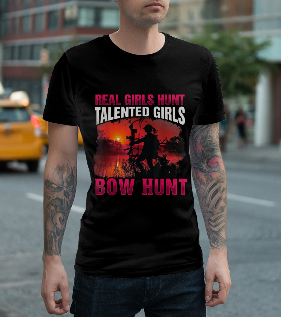 Real Girls Hunt Talented Girls Bow Hunt Woman Hunter Silhouette at Sunset T-Shirt