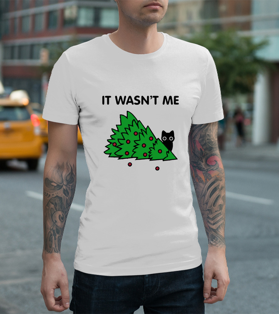 Cat Hiding Behind Toppled Christmas Tree It Wasn't Me T-Shirt