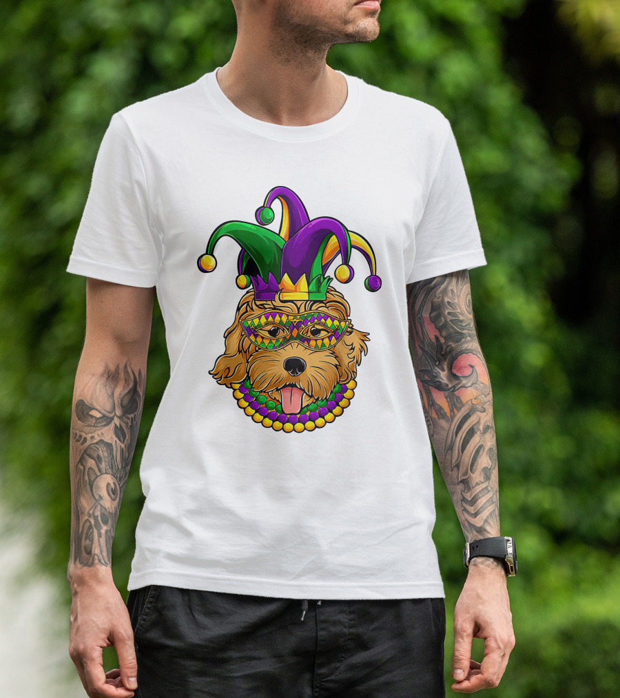Mardi Gras Golden Doodle Jester Hat Beads Mask Purple Dog T-Shirt