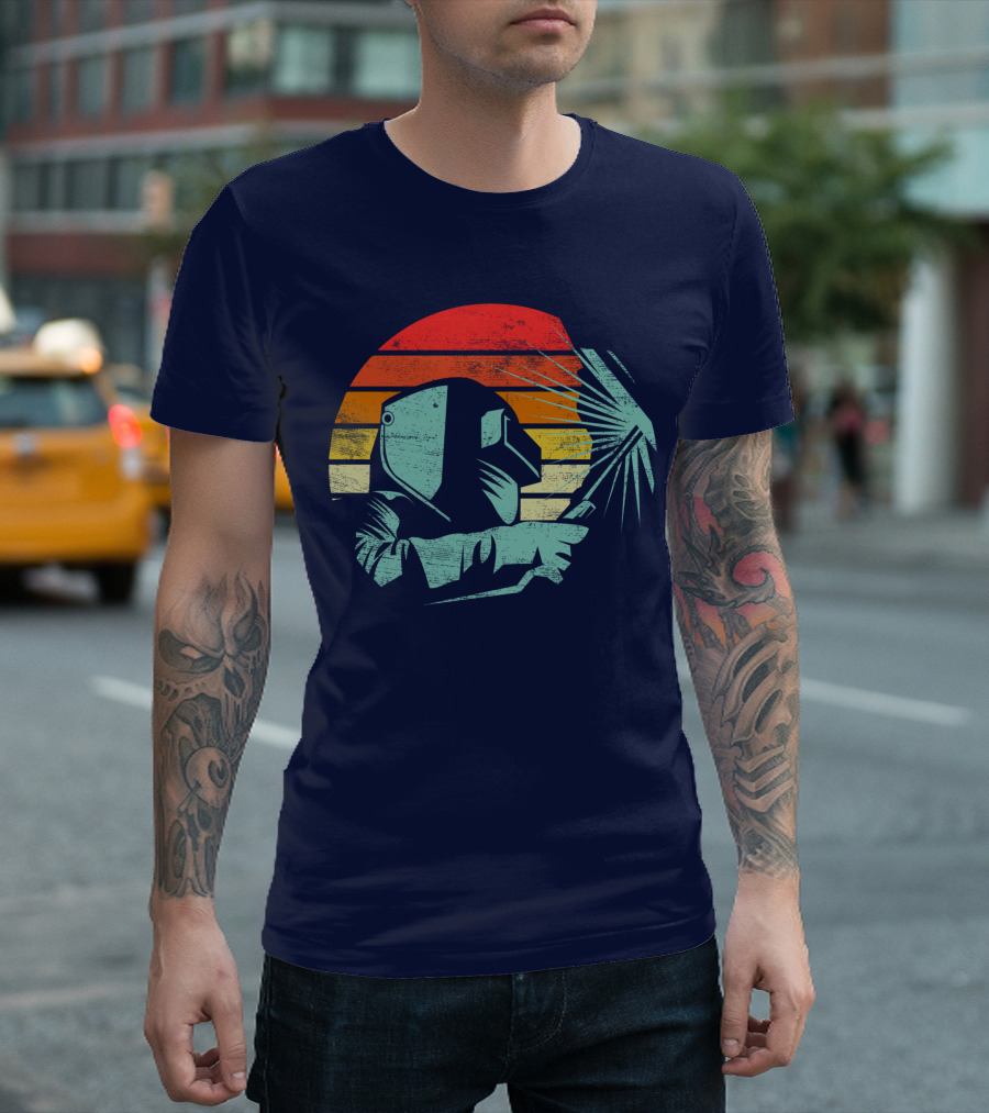 Welder Vintage Welding Helmet Retro Sunset T-Shirt
