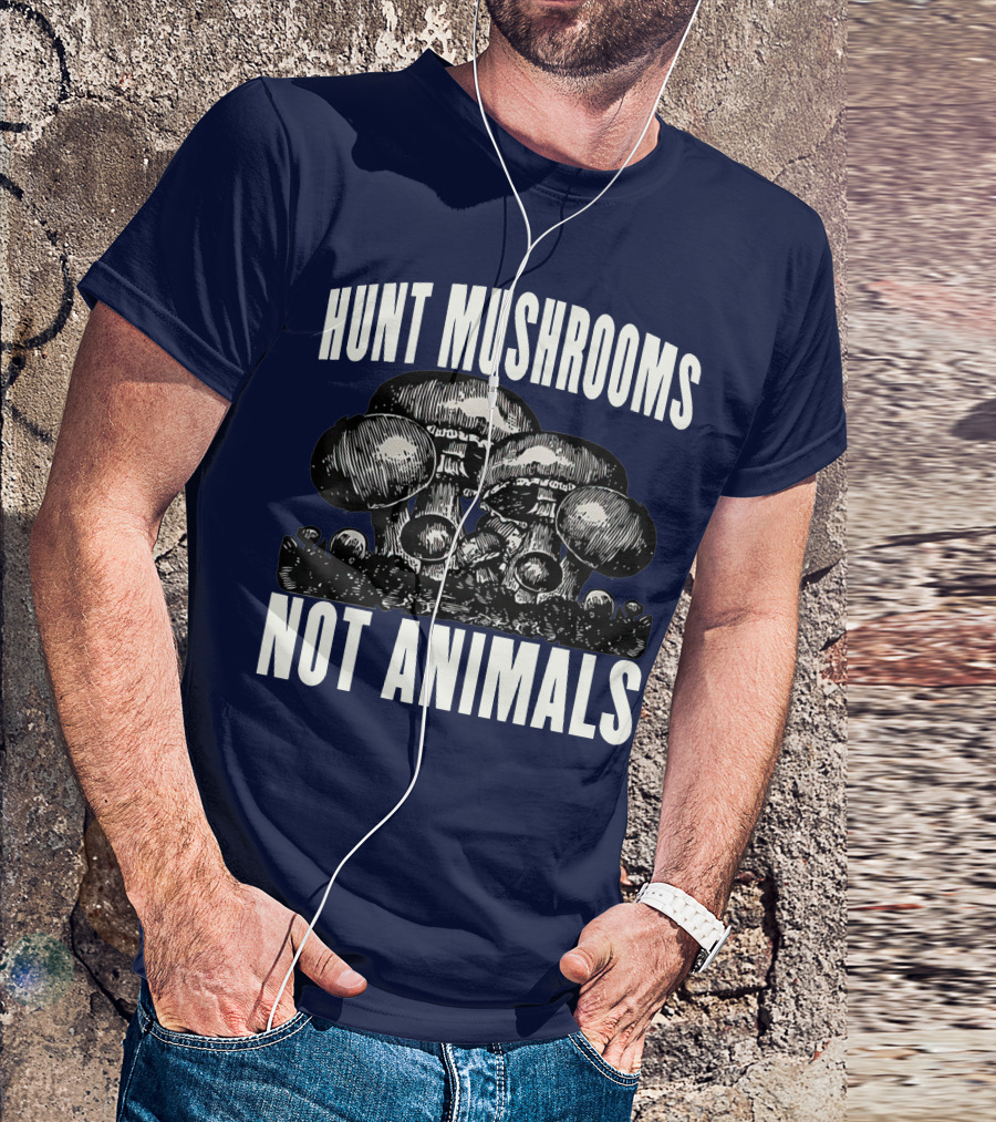 Hunt Mushrooms Not Animals Vintage Vegan Hippy T-Shirt