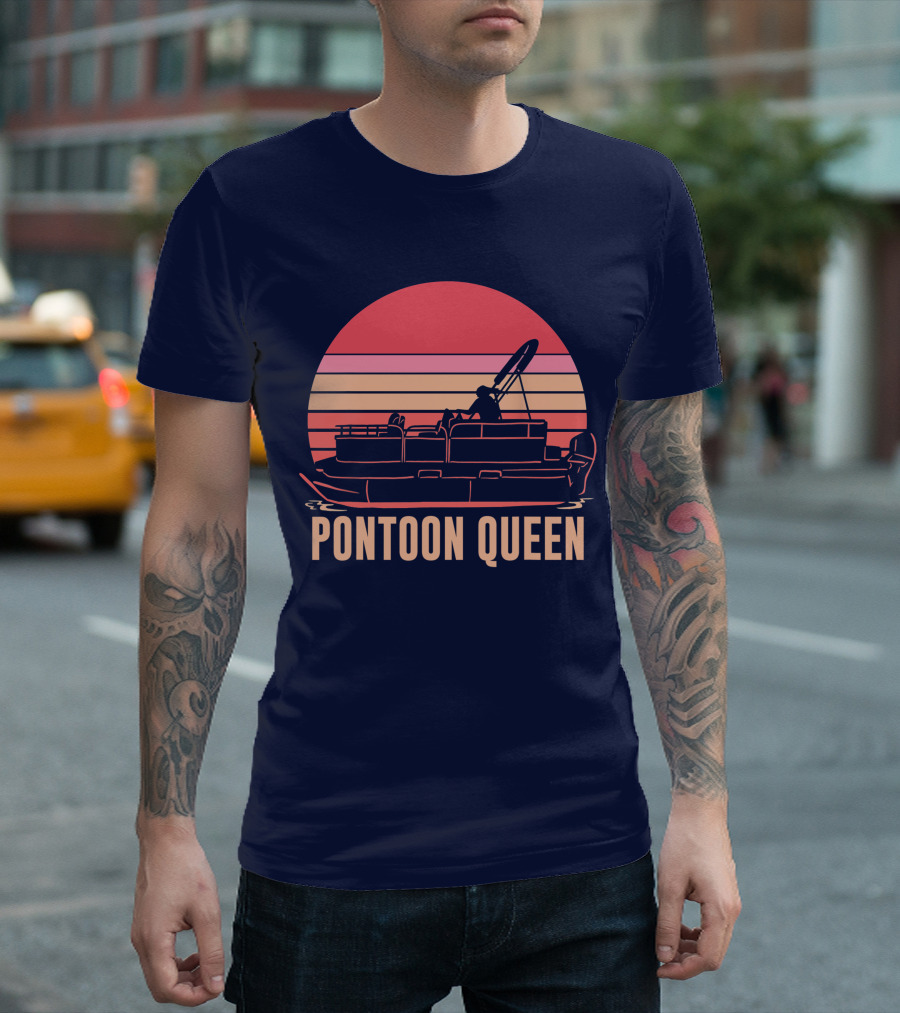 Pontoon Queen Sunset Boat Life Captain Pontooning T-Shirt