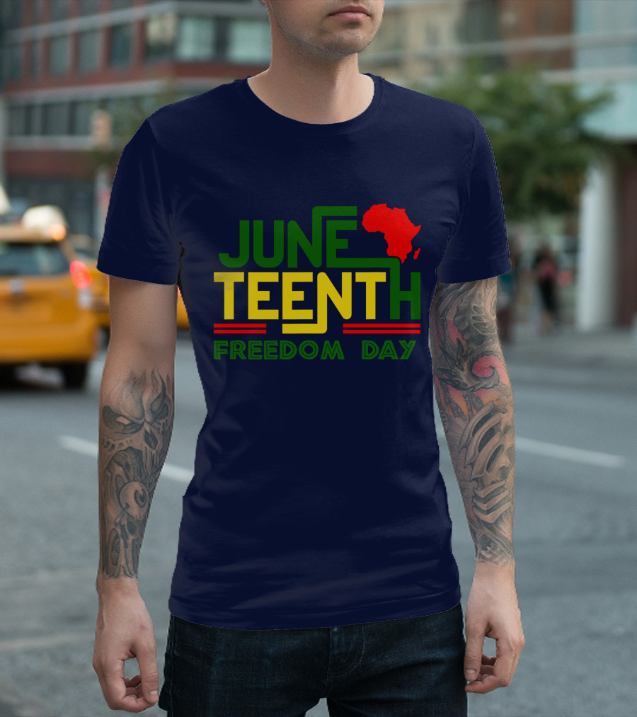 JUNETEENTH FREEDOM DAY Africa Map Red Green Yellow T-Shirt