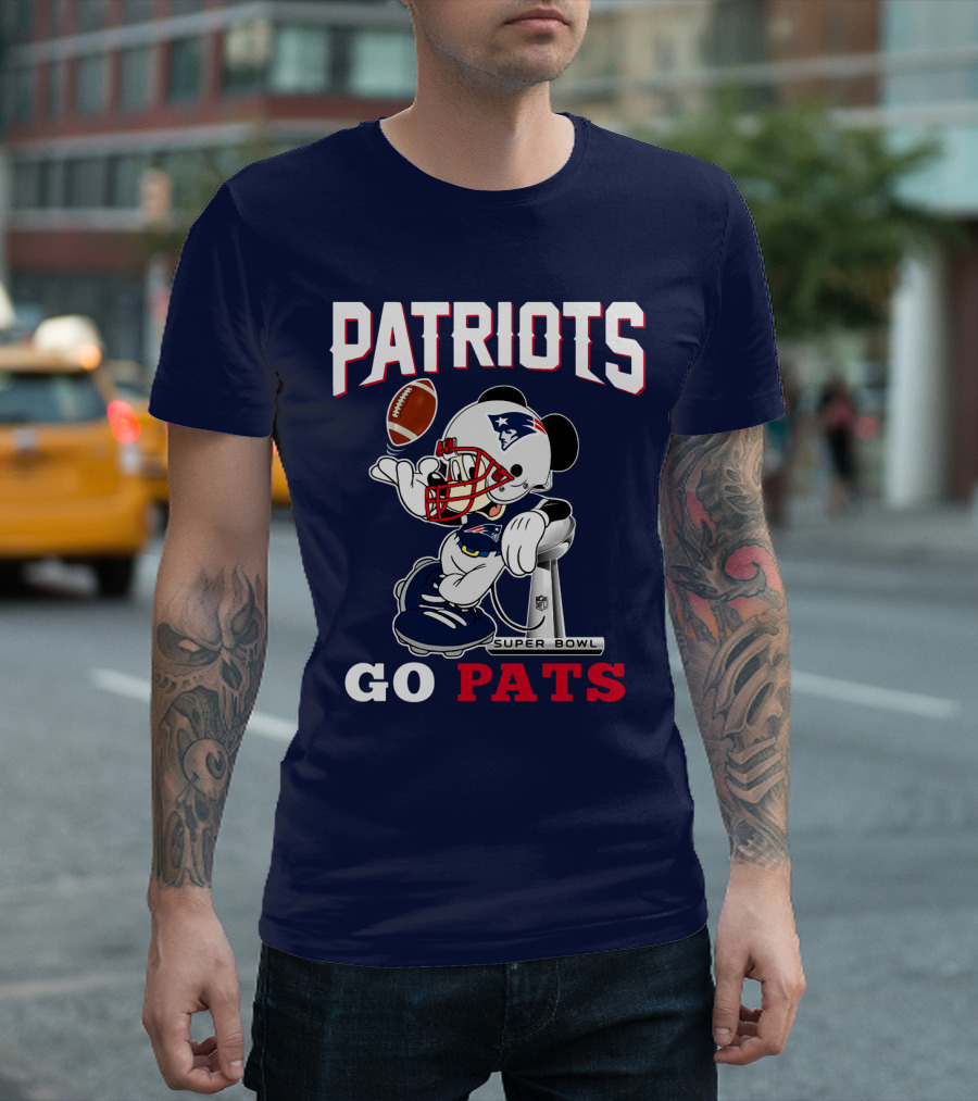 Patriots Super Bowl Go Pats Football Helmet Trophy Animation T-Shirt