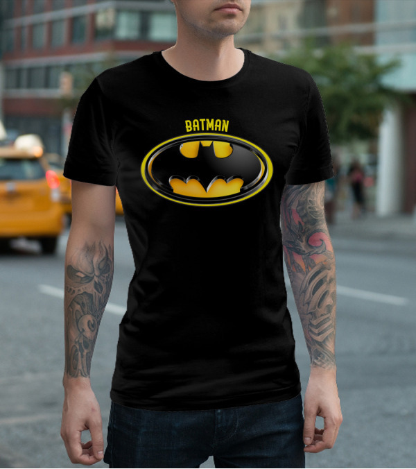 BATMAN Bat Symbol Icon Oval Emblem T-Shirt
