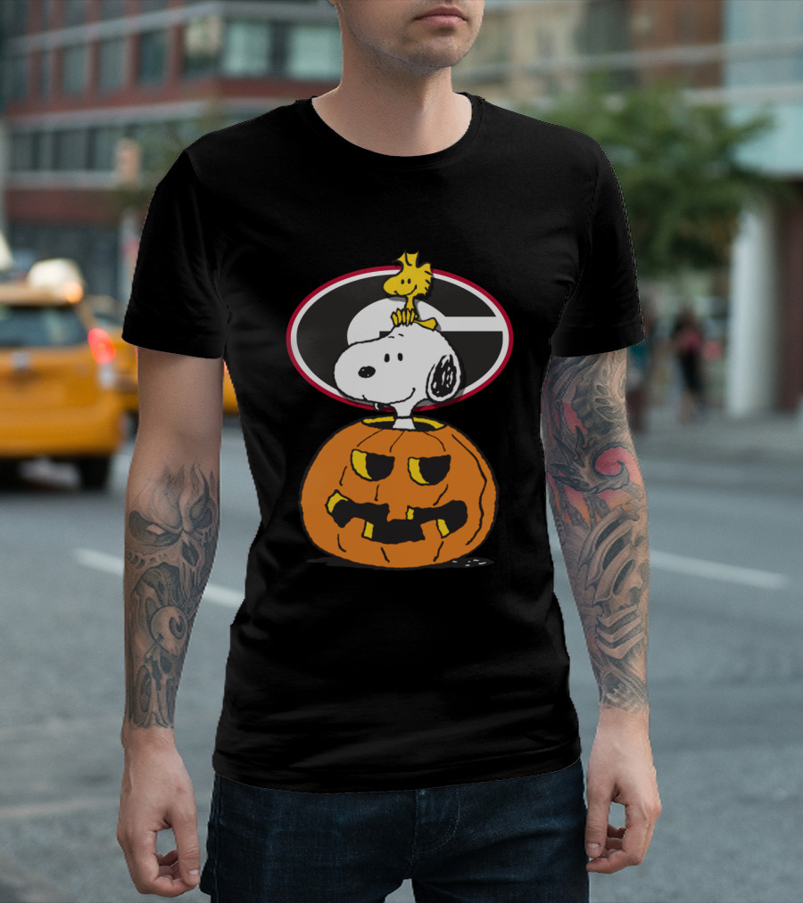 Georgia Bulldogs Football Halloween Snoopy and Woodstock T-Shirt