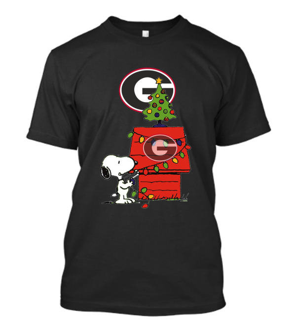Snoopy Christmas Georgia Bulldogs Football Tree And Doghouse T-Shirt