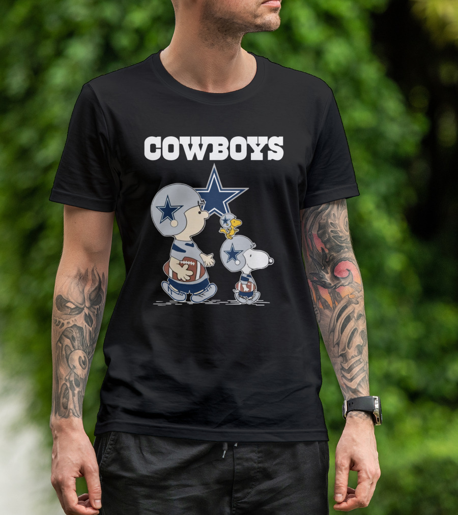 Cowboys Peanuts Characters With Dallas Star Logo Football Helmets T-Shirt