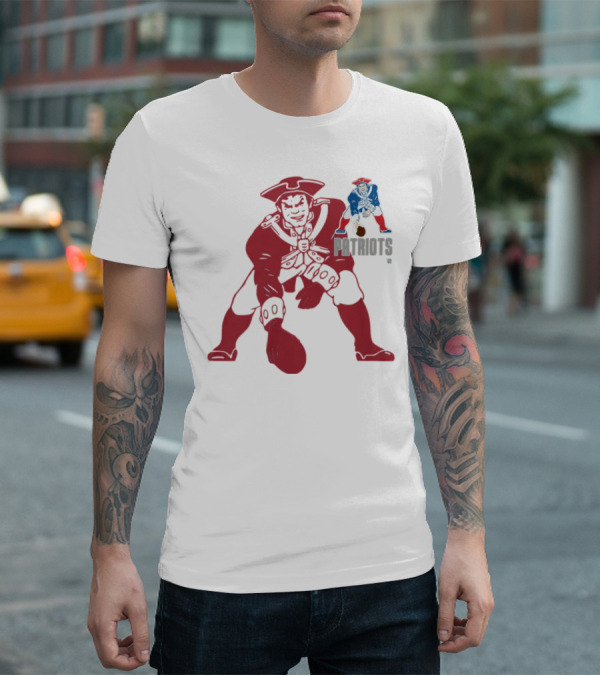 New England Patriots Retro Pat Patriot Football T-Shirt