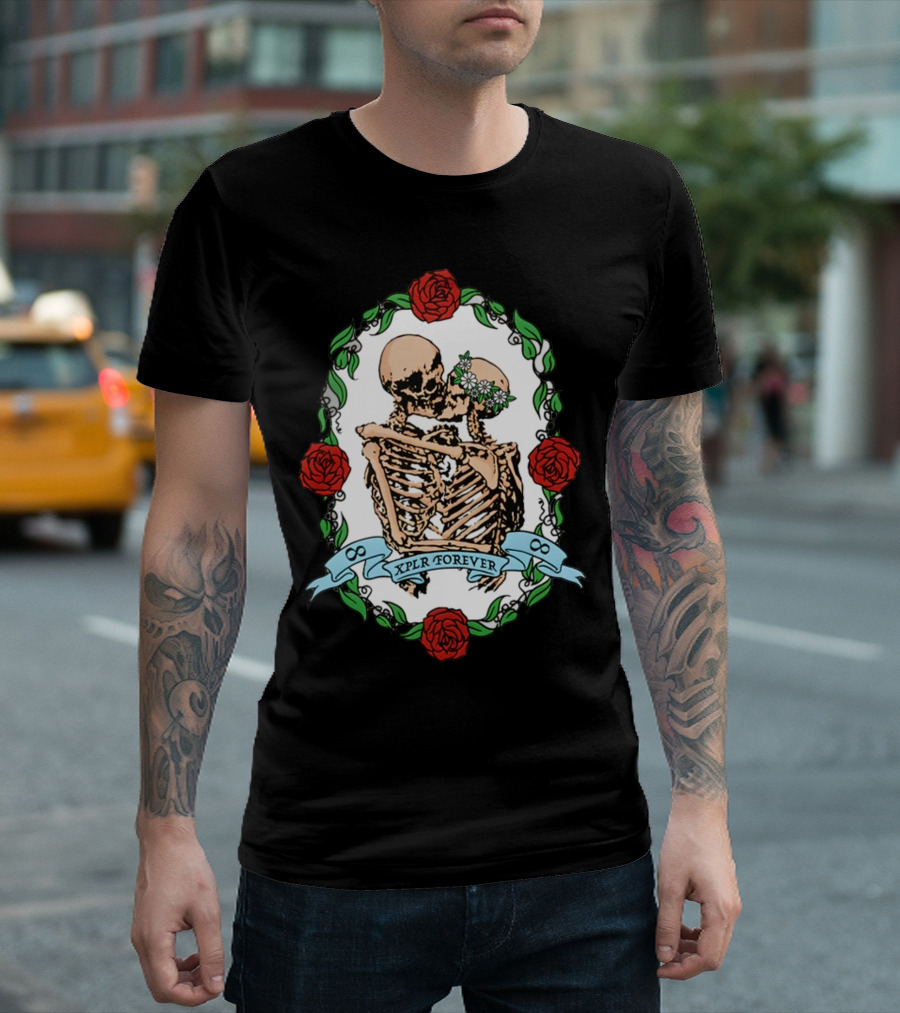 Xplr Forever Skeletons Embrace With Roses And Floral Wreath T-Shirt