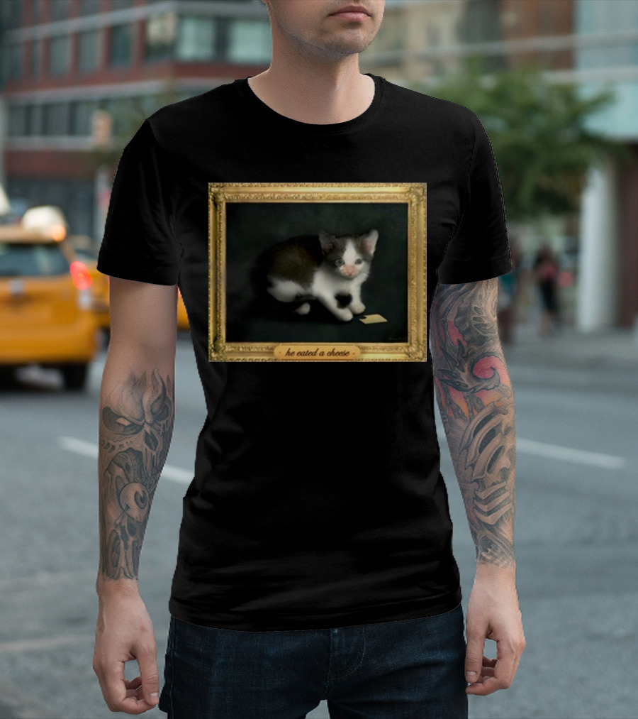 He Eated A Cheese Cat Dainty Portrait In Gold Frame T-Shirt