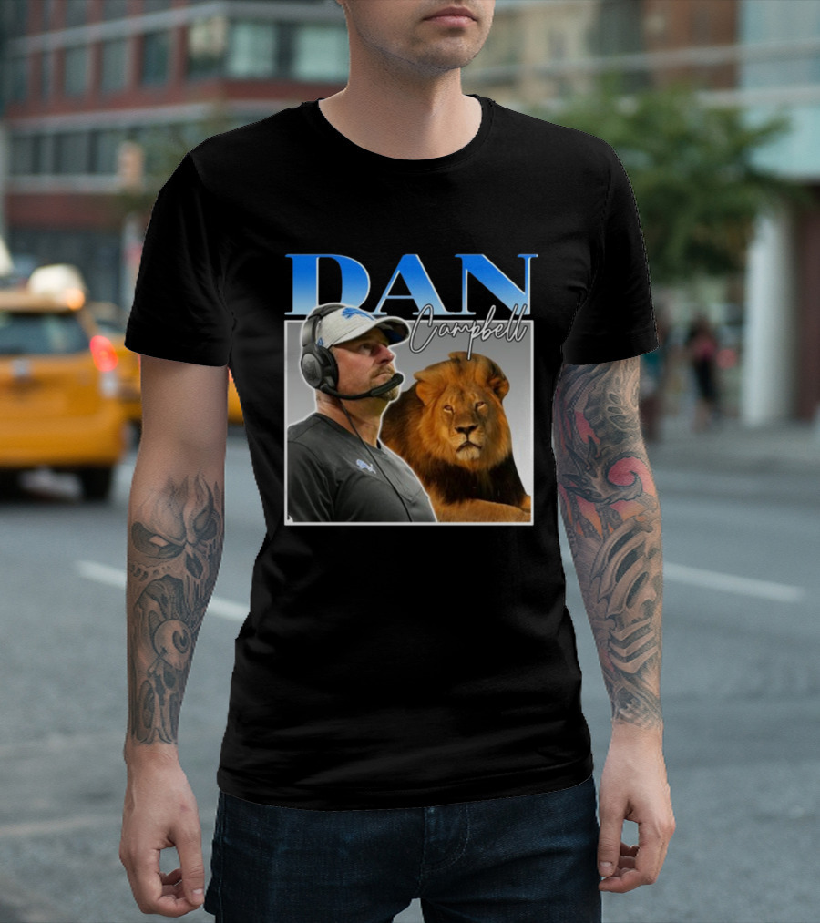 Dan Campbell Detroit Lions Coach with Lion Vintage T-Shirt