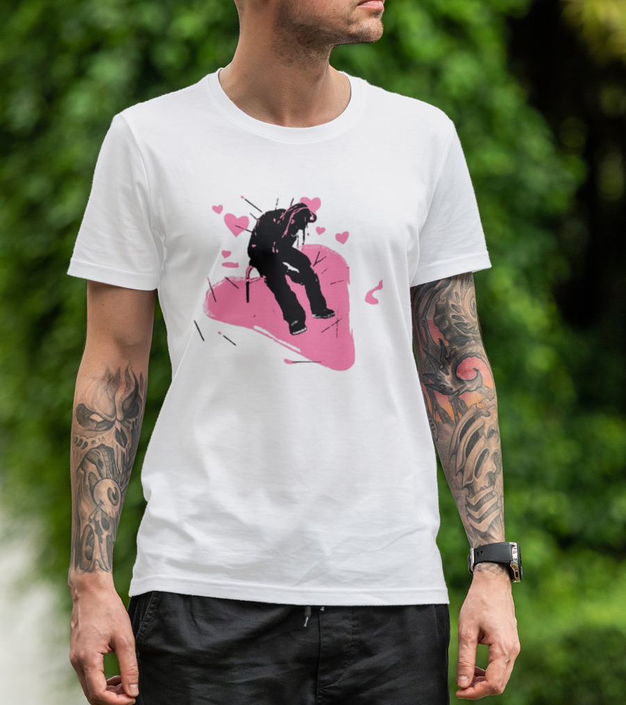 Drokenji Hearts White Pink Heart Black T-Shirt