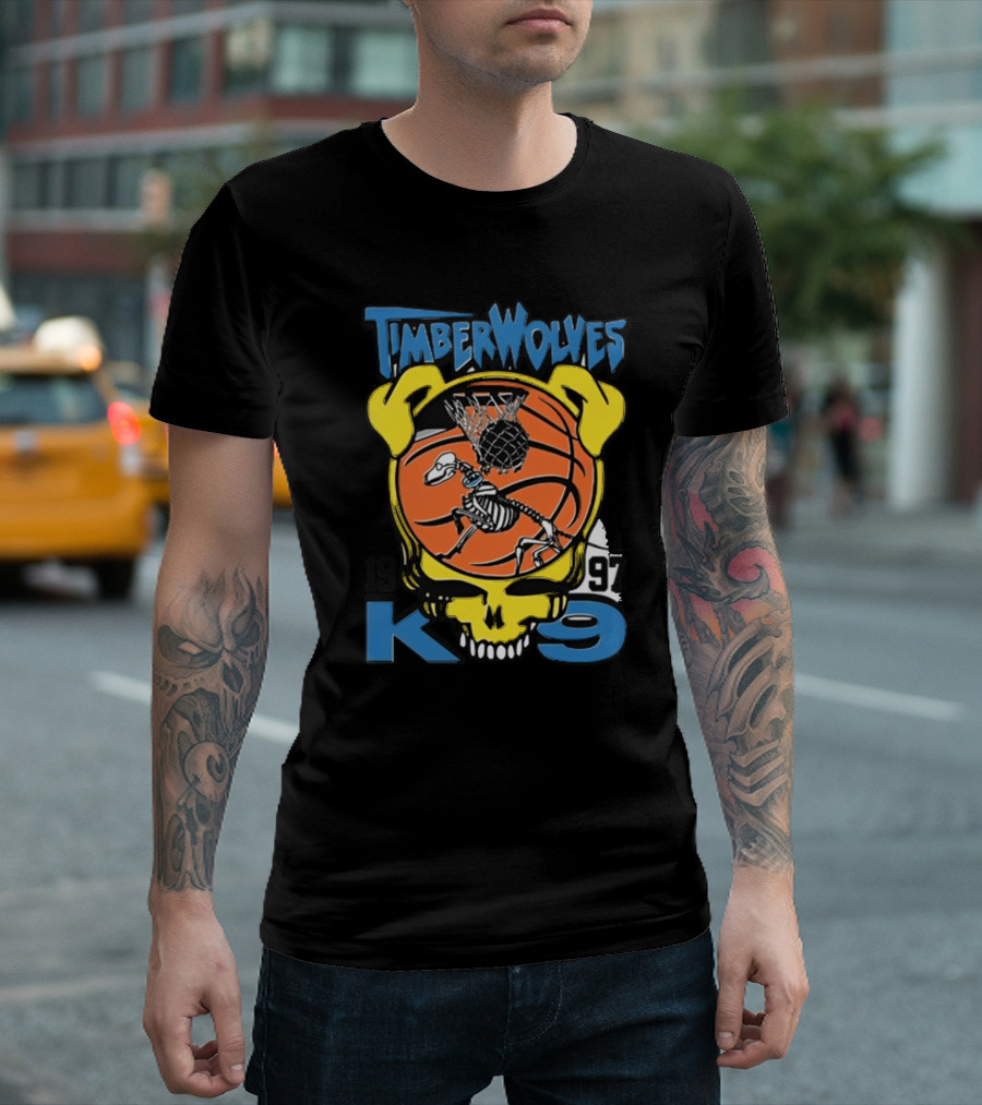 Timberwolves 1997 K-9 Basketball Skeleton Skull T-Shirt