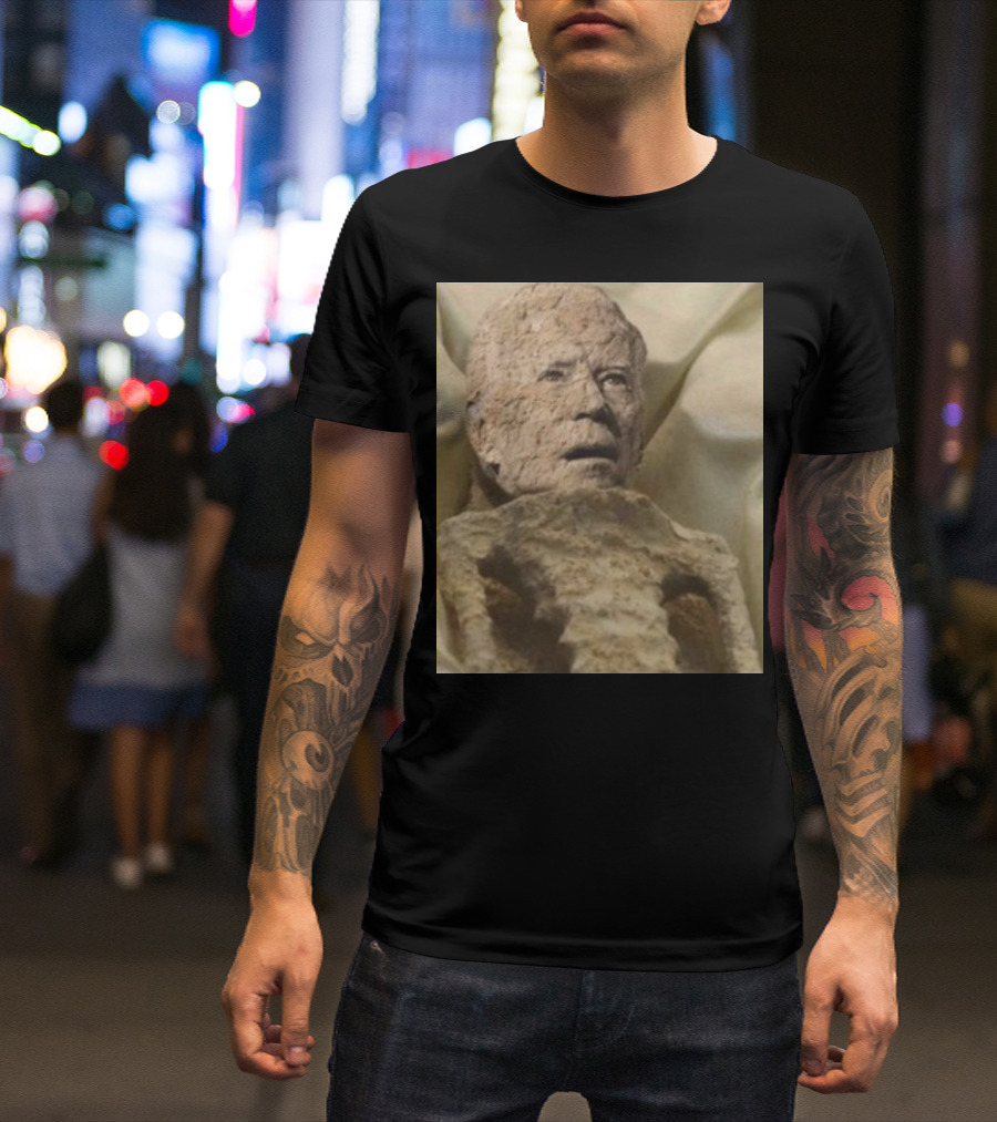 Funnyahhtees Biden Mexico Alien Mashup T-Shirt