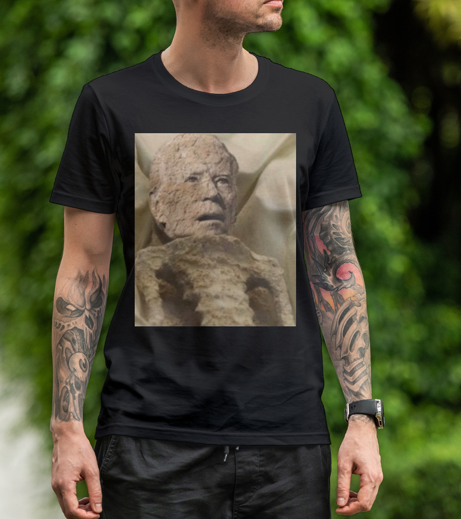 Funnyahhtees Biden Mexico Alien Mashup T-Shirt