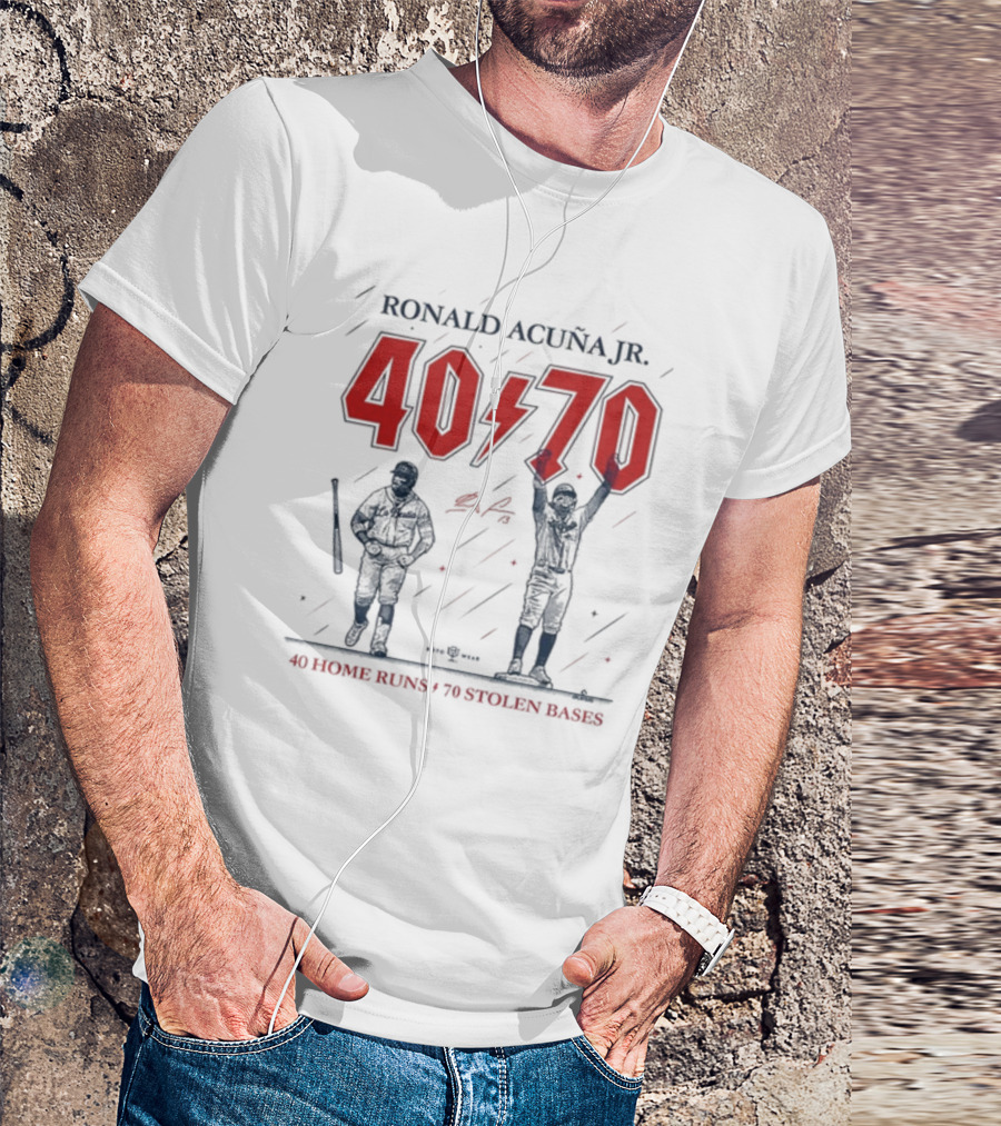 Ronald Acuña Jr 40 70 40 Home Runs 70 Stolen Bases T-Shirt