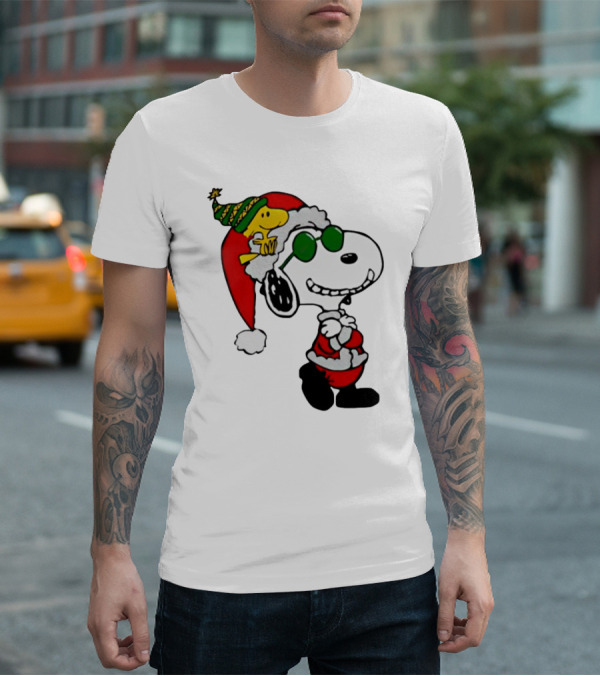 Snoopy And Woodstock Peanuts Merry Christmas Santa Hat And Sunglasses T-Shirt