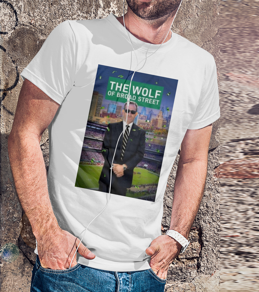 The Wolf Of Broad Street Philly Football Skyline Celebrations T-Shirt
