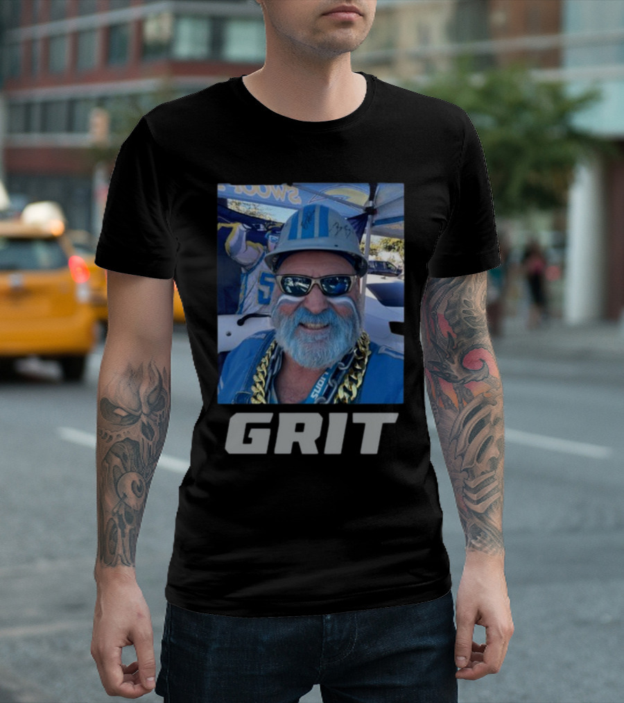 Lions Grit Gameday Enthusiast Celebrating Ron Crackman Crachiola T-Shirt