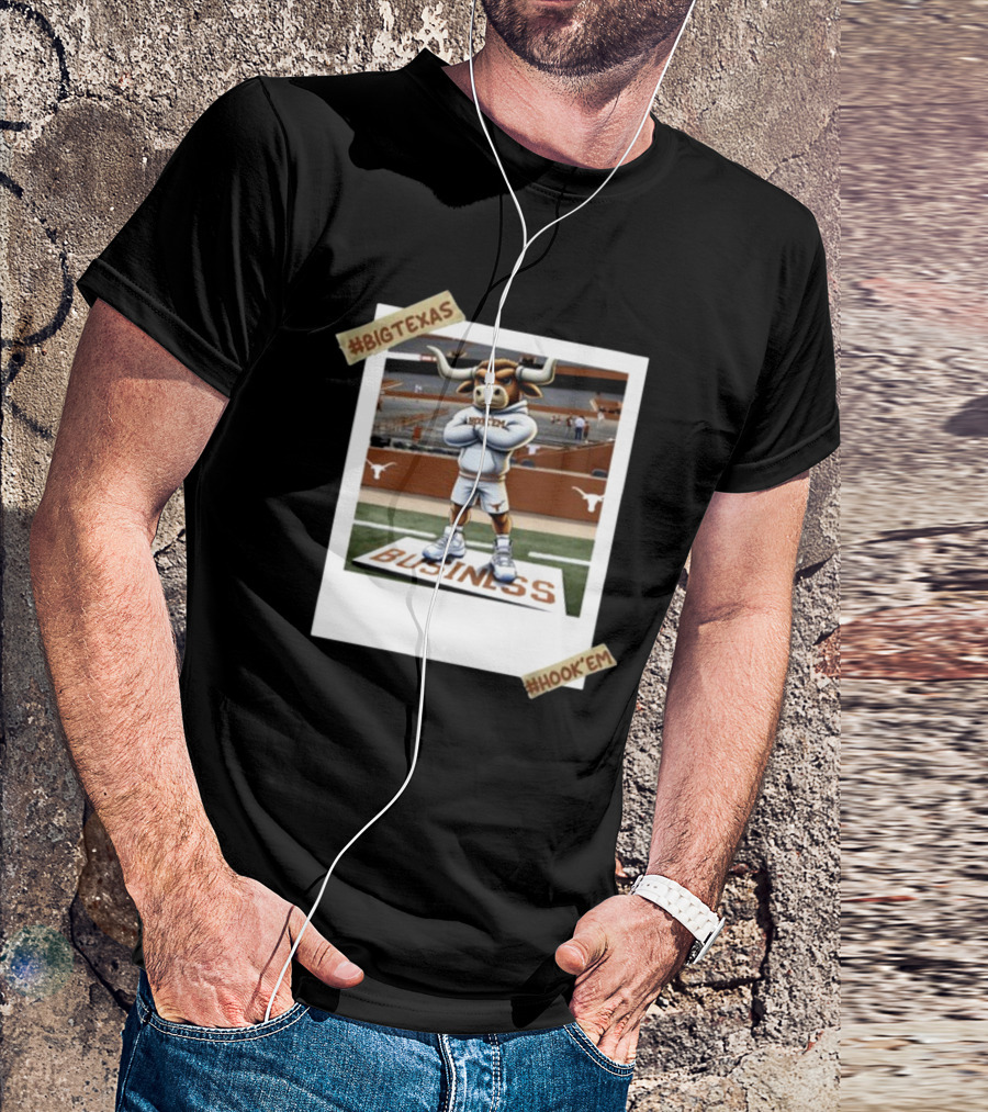 Mobapparel Standing On Business Big Texas Hook'Em T-Shirt