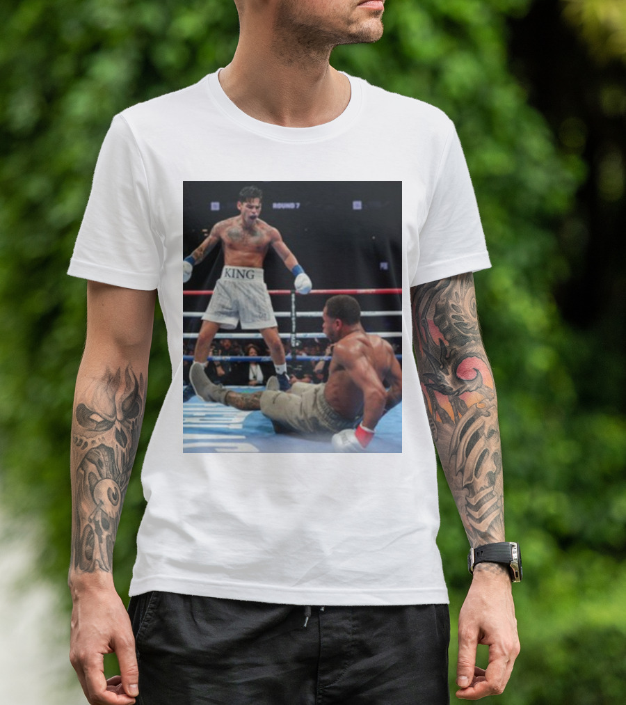 Overtime King Ryan Garcia Defeats Devin Haney In Boxing Match T-Shirt