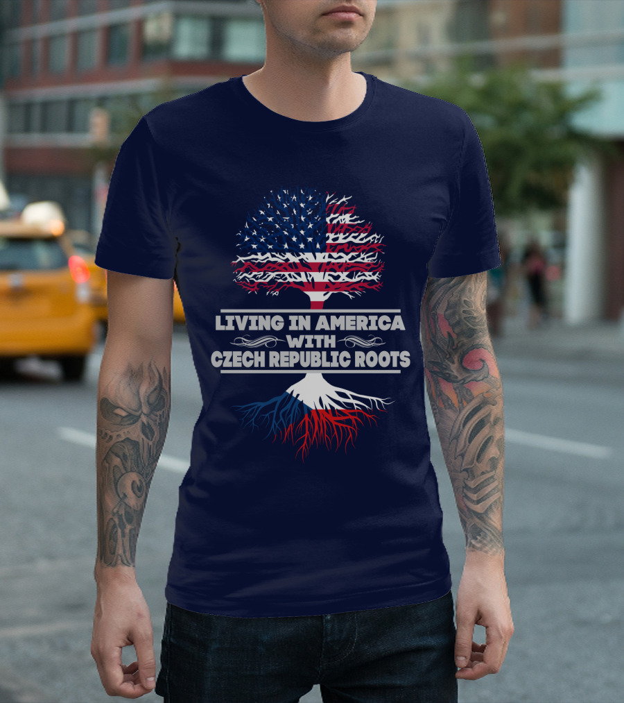 LIVING IN AMERICA WITH CZECH REPUBLIC ROOTS TREE FLAG T-Shirt